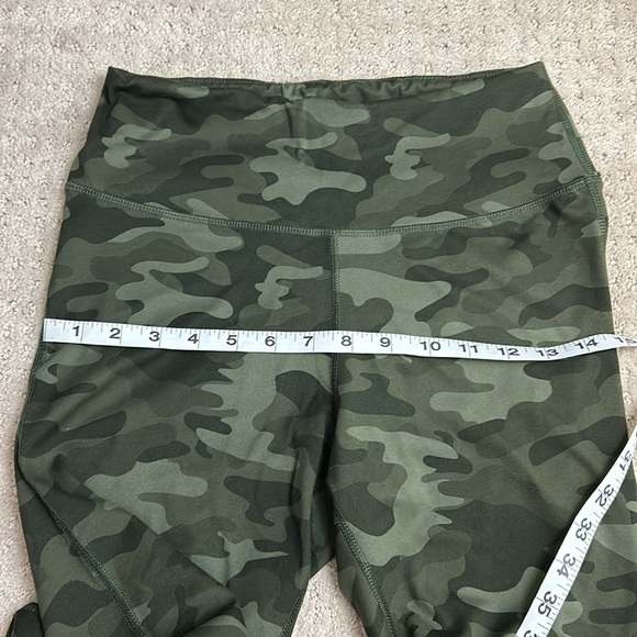 Danskin Camo Leggings - Picture 5 of 6